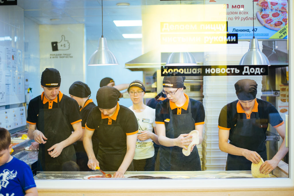 В этот день на смену выходят самые опытные сотрудники